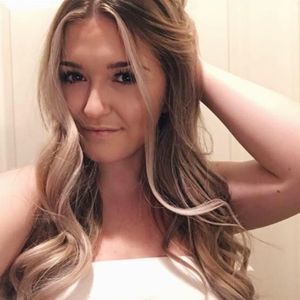 Meet your Posher, Dakota